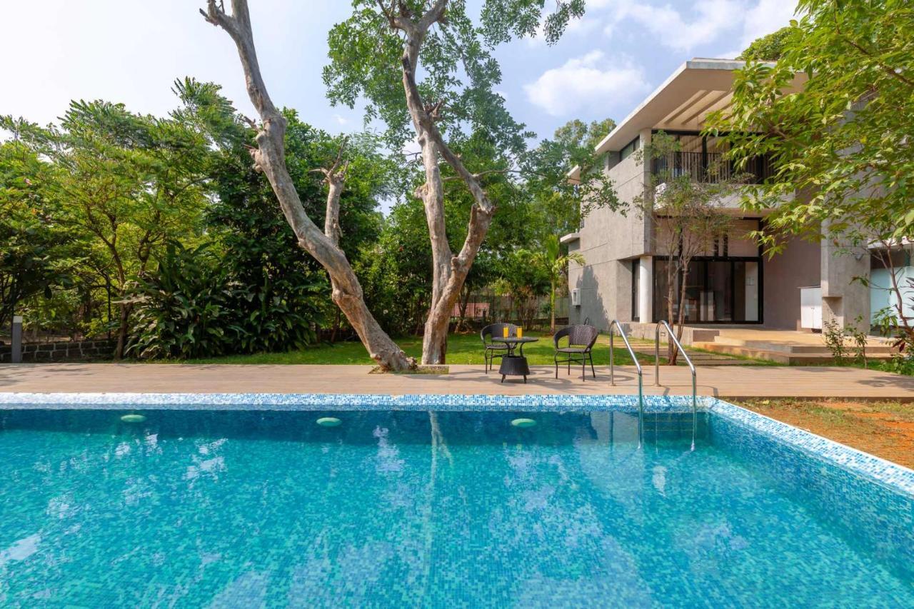 Villa Foresta By Stayvista With Modern Decor, Swimming Pool & Expansive Lawn For A Perfect Escape Lonavala Exterior photo