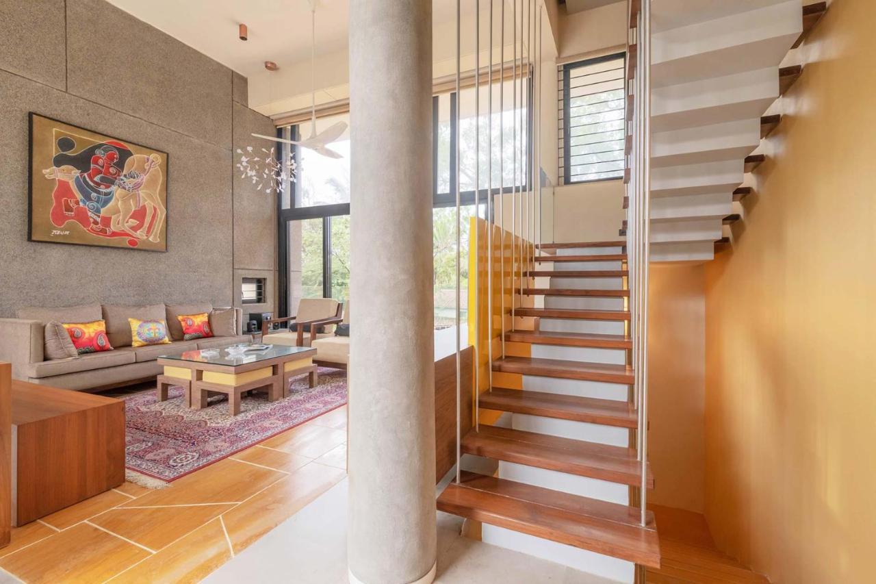 Villa Foresta By Stayvista With Modern Decor, Swimming Pool & Expansive Lawn For A Perfect Escape Lonavala Exterior photo