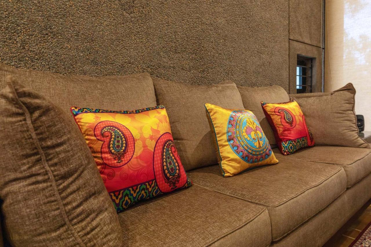 Villa Foresta By Stayvista With Modern Decor, Swimming Pool & Expansive Lawn For A Perfect Escape Lonavala Exterior photo